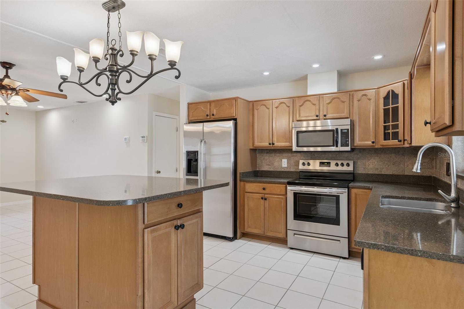 Image 41 of 71 For 6246 Silver Glen Court