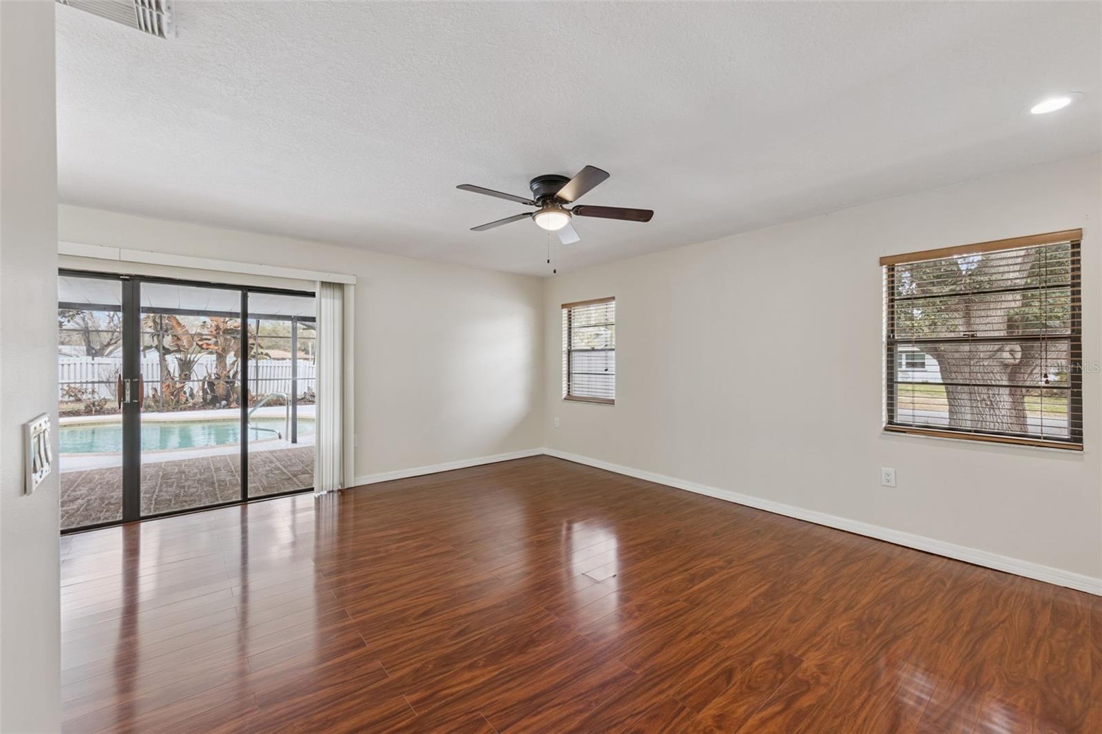 Image 43 of 71 For 6246 Silver Glen Court