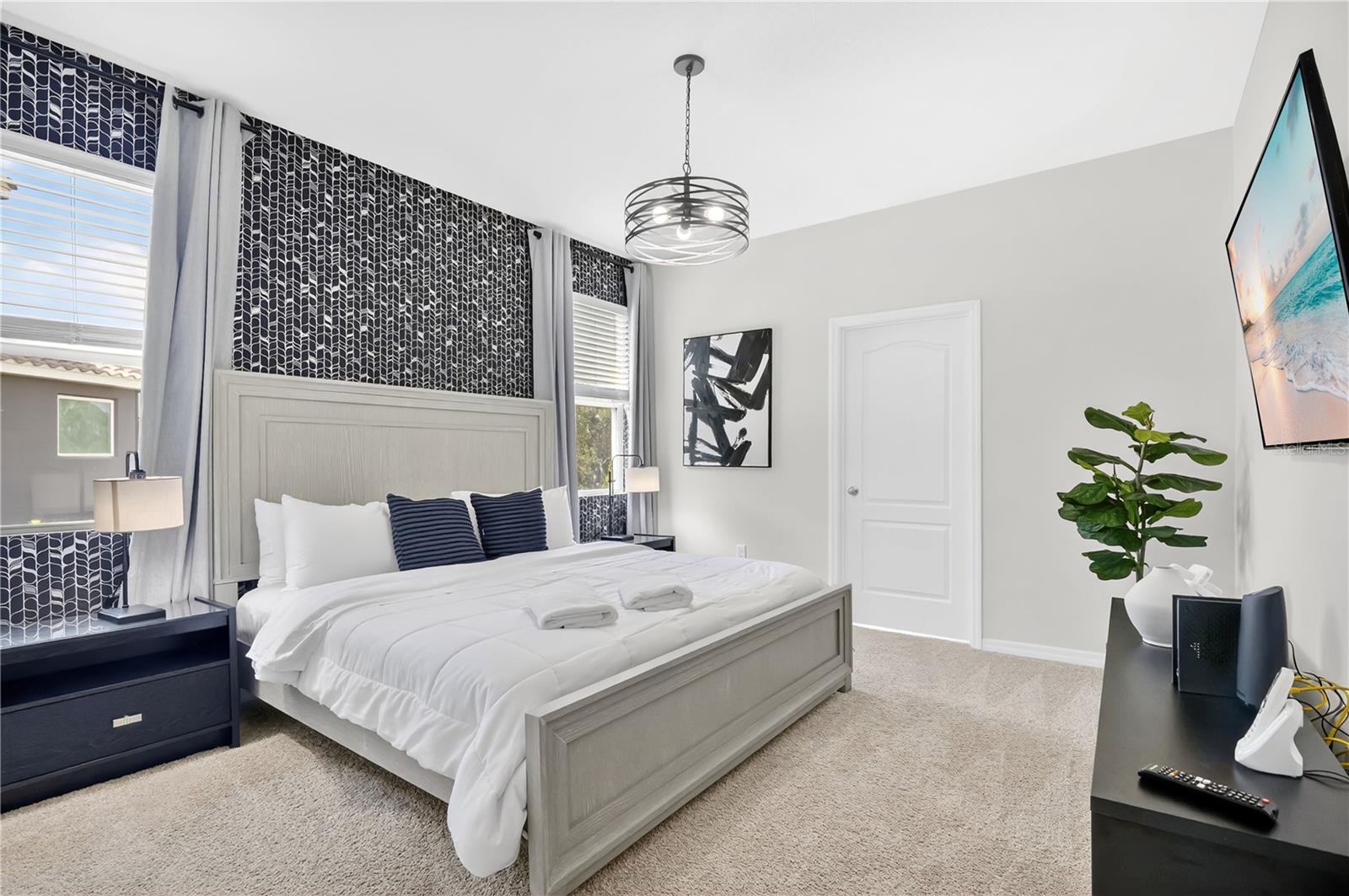 Image 11 of 54 For 7699 Oakmoss Loop