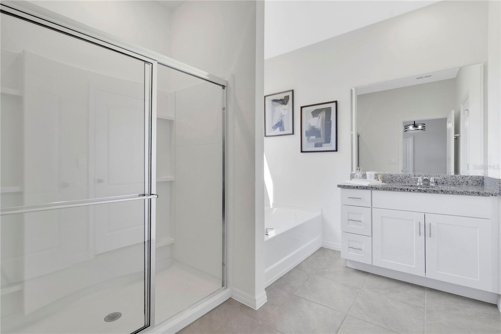 Image 12 of 54 For 7699 Oakmoss Loop