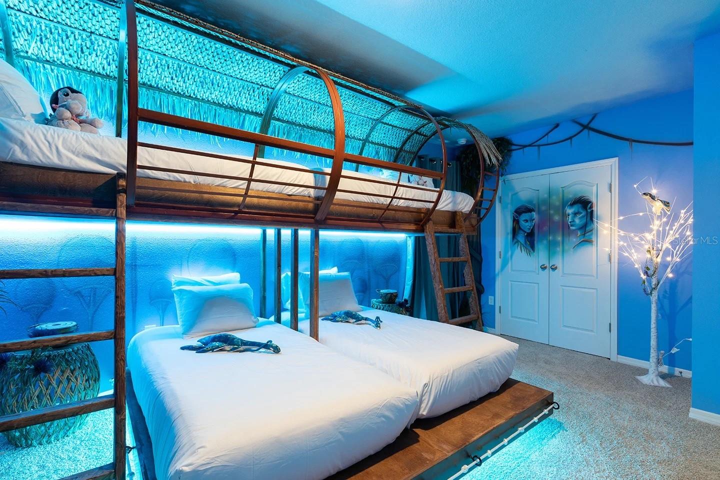 Image 26 of 54 For 7699 Oakmoss Loop