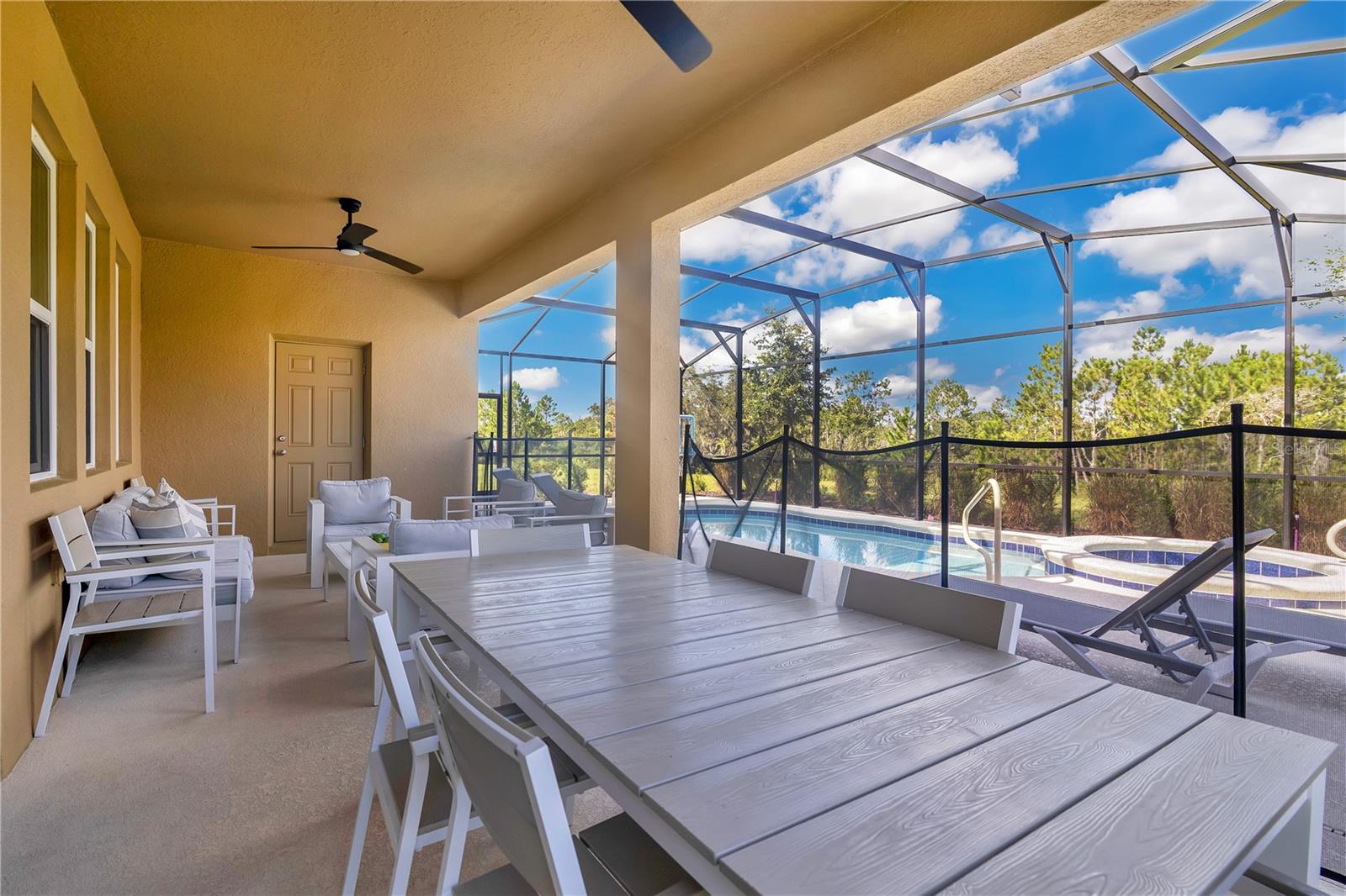 Image 38 of 54 For 7699 Oakmoss Loop