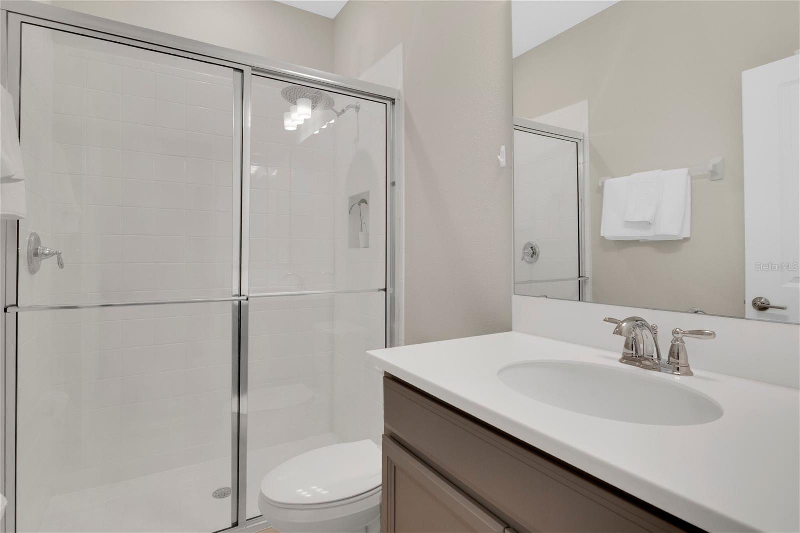 Image 19 of 37 For 2915 Crest Wave Drive