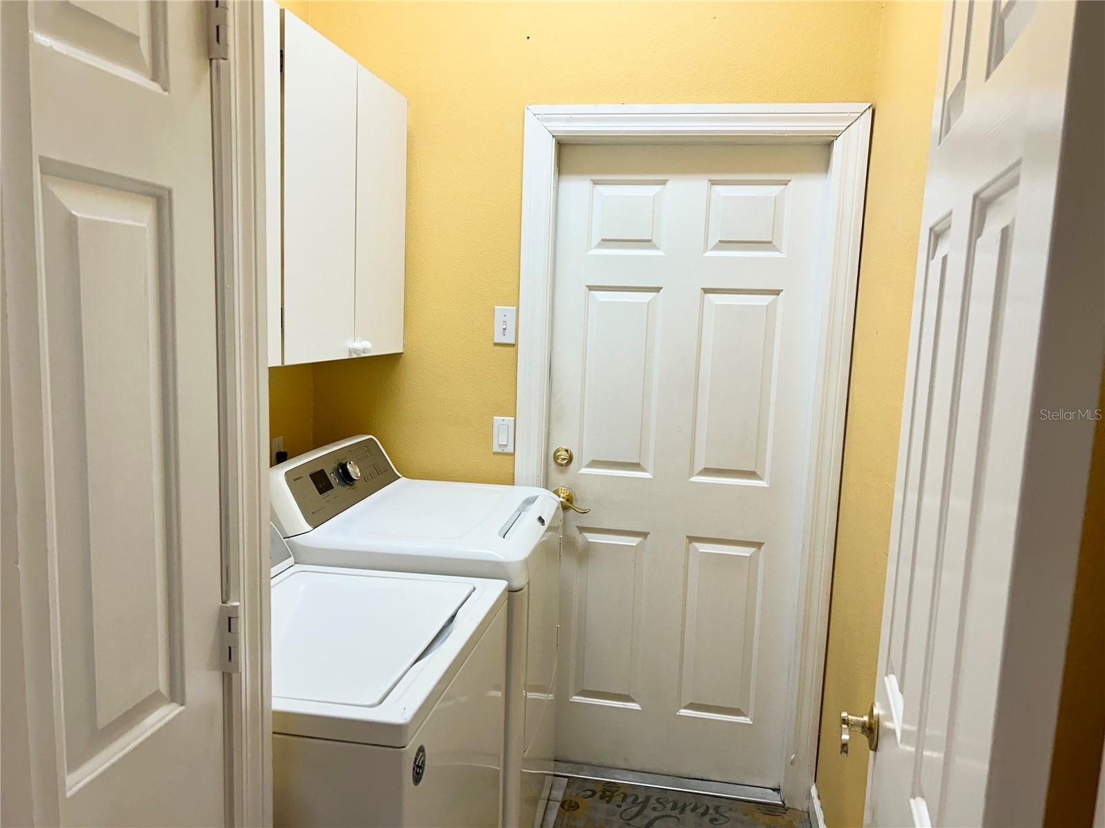 Image 16 of 18 For 859 Palmetto Terrace