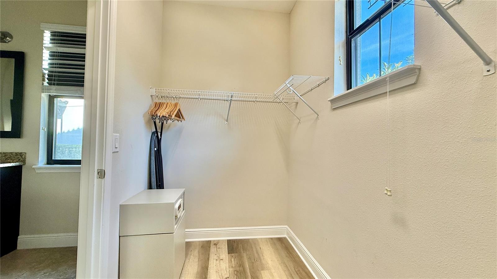 Image 20 of 50 For 8209 Roseville Road