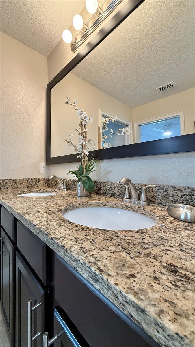 Image 28 of 50 For 8209 Roseville Road