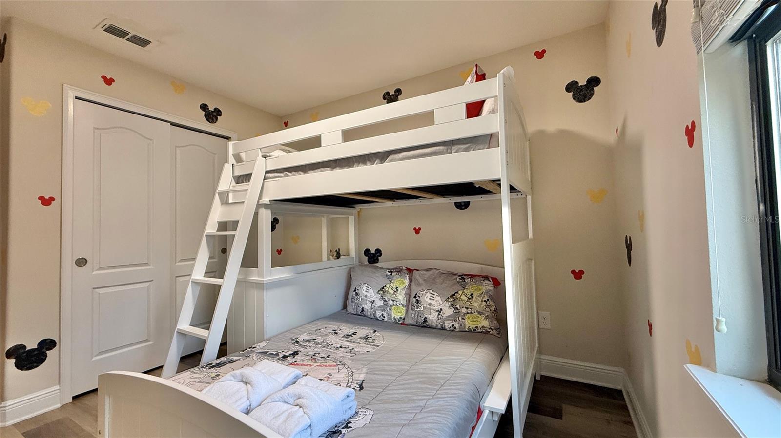 Image 42 of 50 For 8209 Roseville Road