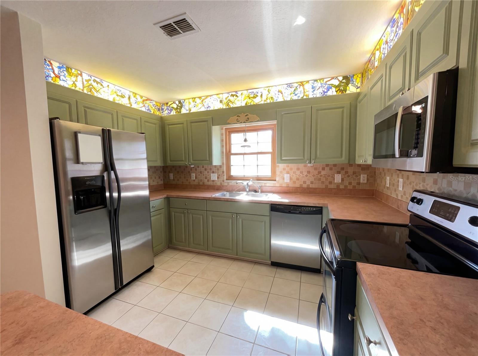 Image 10 of 24 For 13824 114th Circle