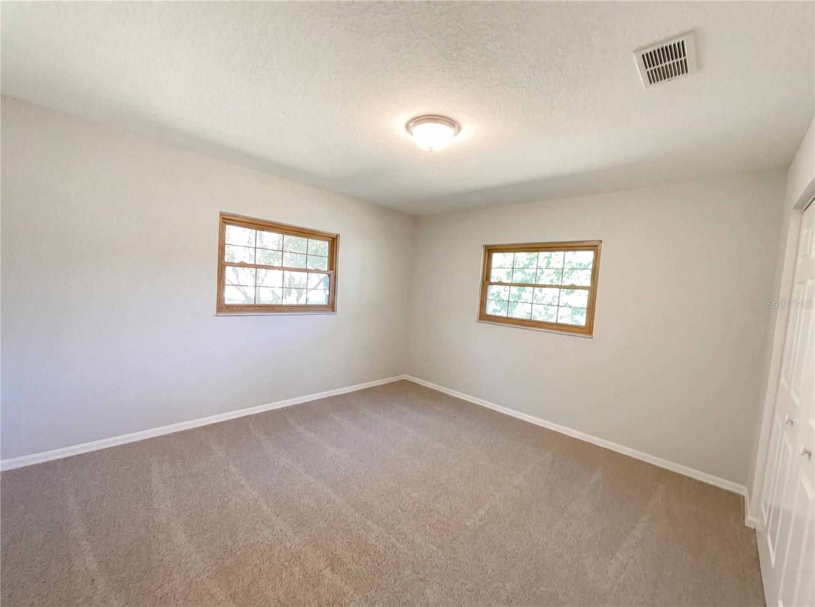 Image 18 of 24 For 13824 114th Circle