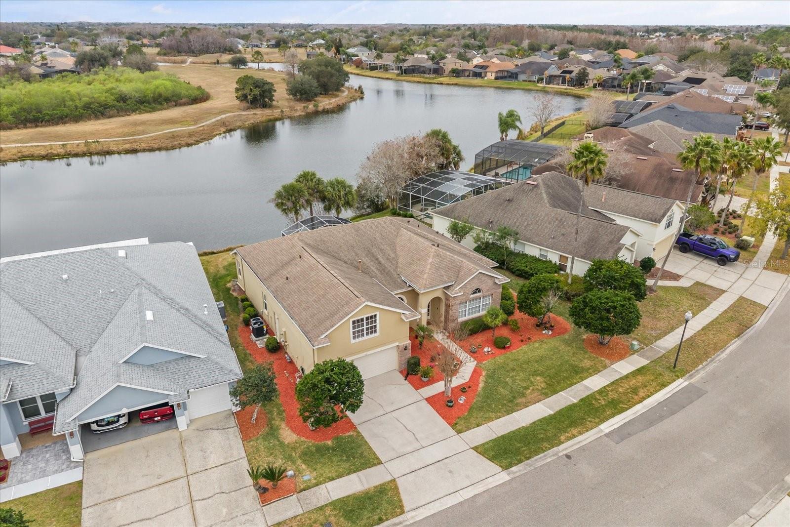 Image 24 of 28 For 106 Winghurst Boulevard