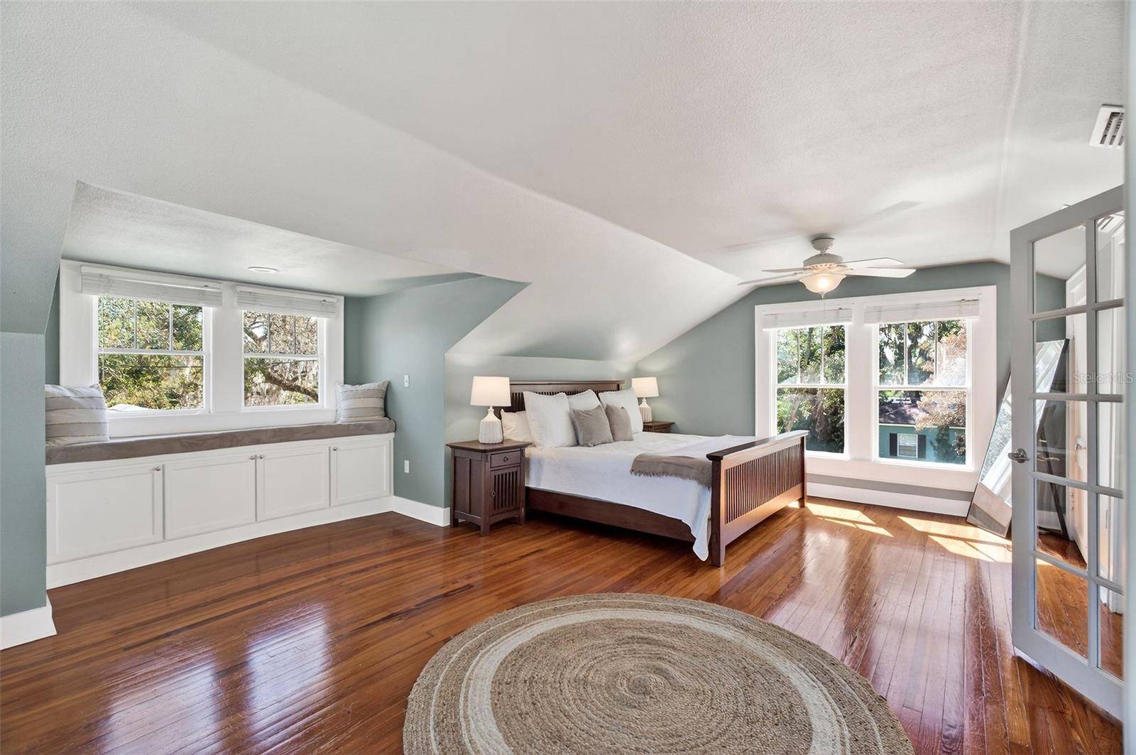 Image 20 of 52 For 120 Shine Avenue