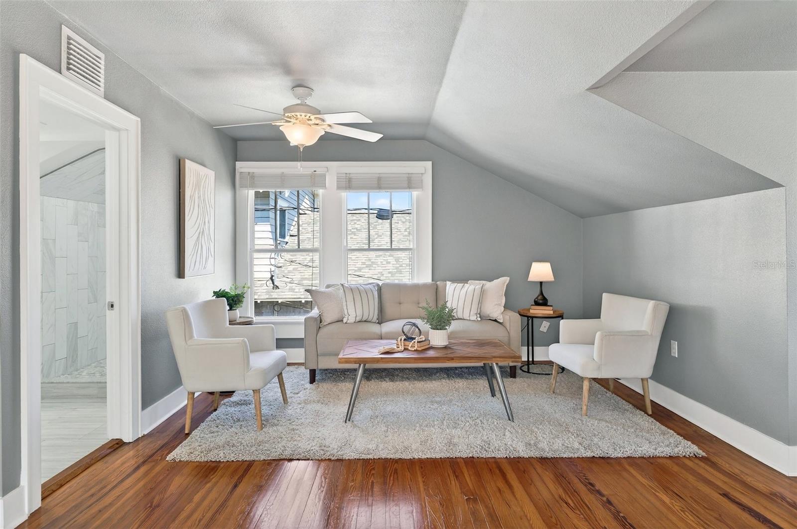 Image 24 of 52 For 120 Shine Avenue