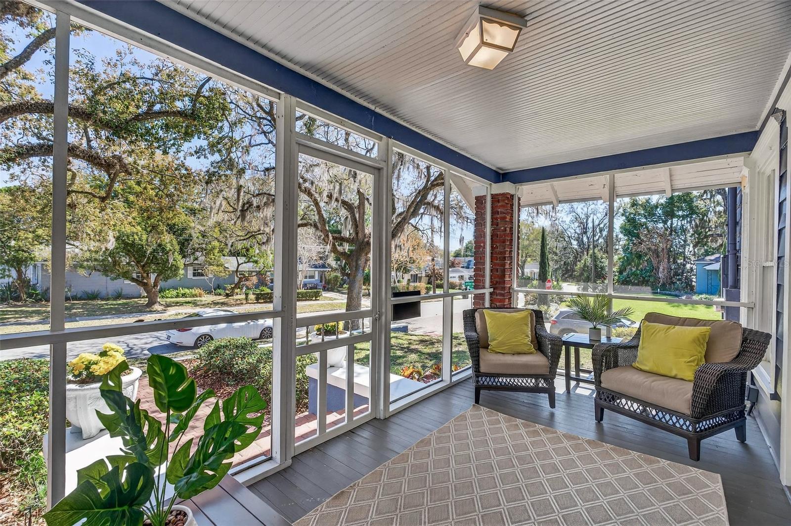 Image 3 of 52 For 120 Shine Avenue