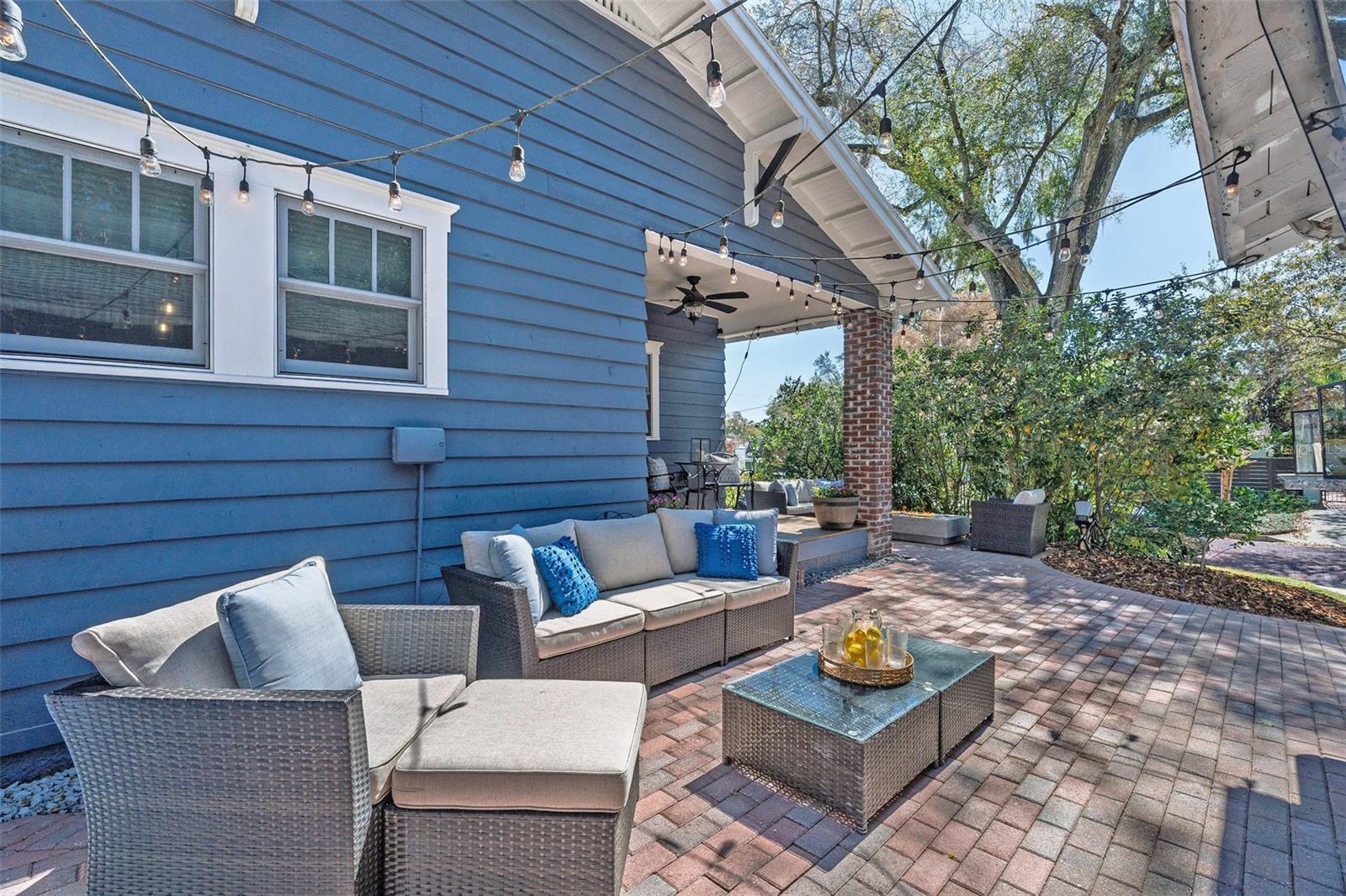 Image 41 of 52 For 120 Shine Avenue