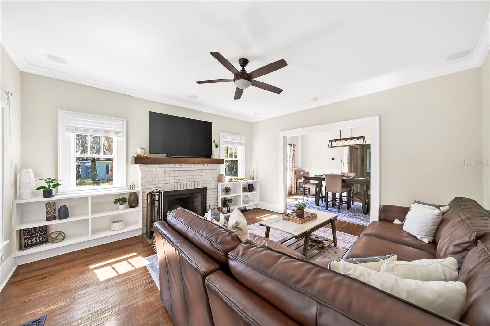 Image 5 of 52 For 120 Shine Avenue