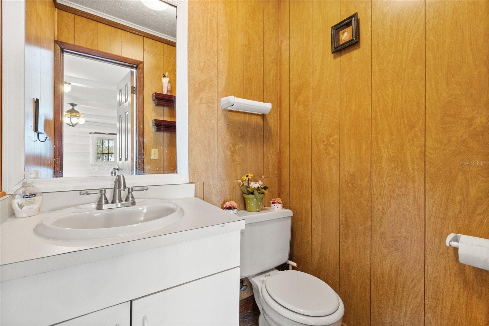 Image 20 of 26 For 1534 Perez  