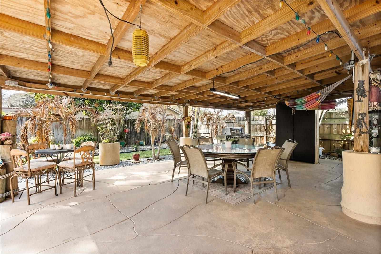 Image 21 of 26 For 1534 Perez  