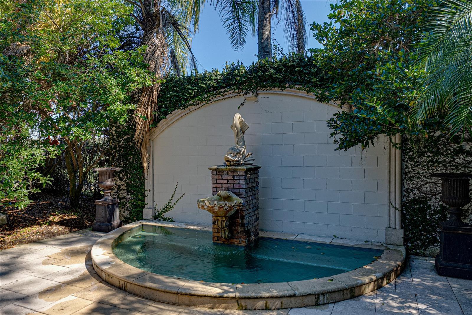 Listing photo id 12 for 3505 Gallagher Road