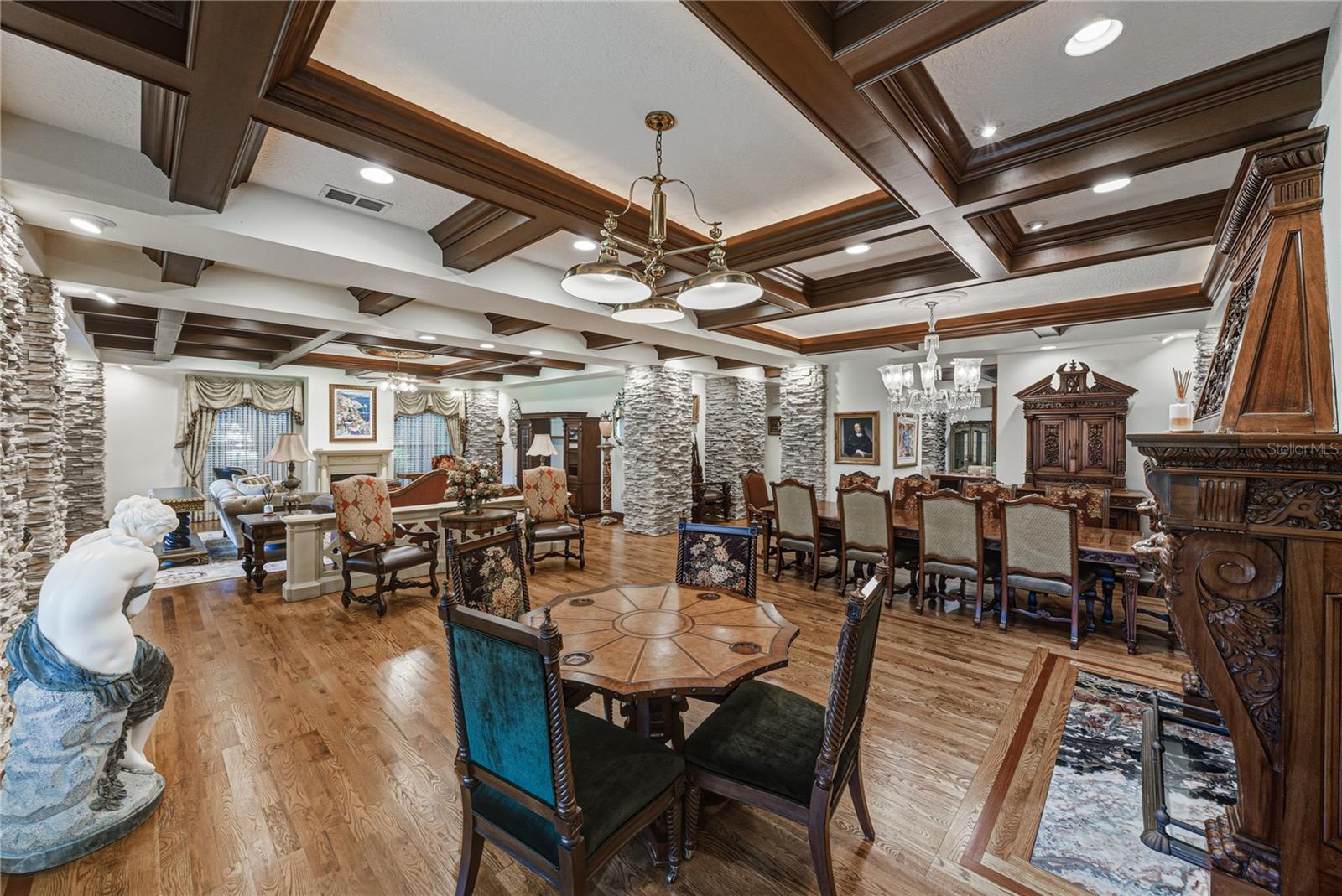 Listing photo id 38 for 3505 Gallagher Road