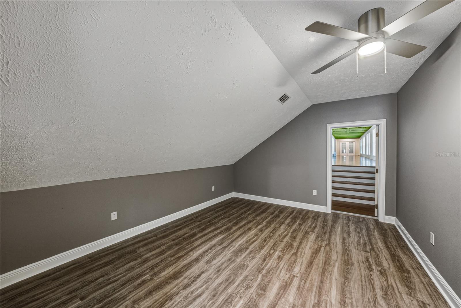 Listing photo id 60 for 3505 Gallagher Road