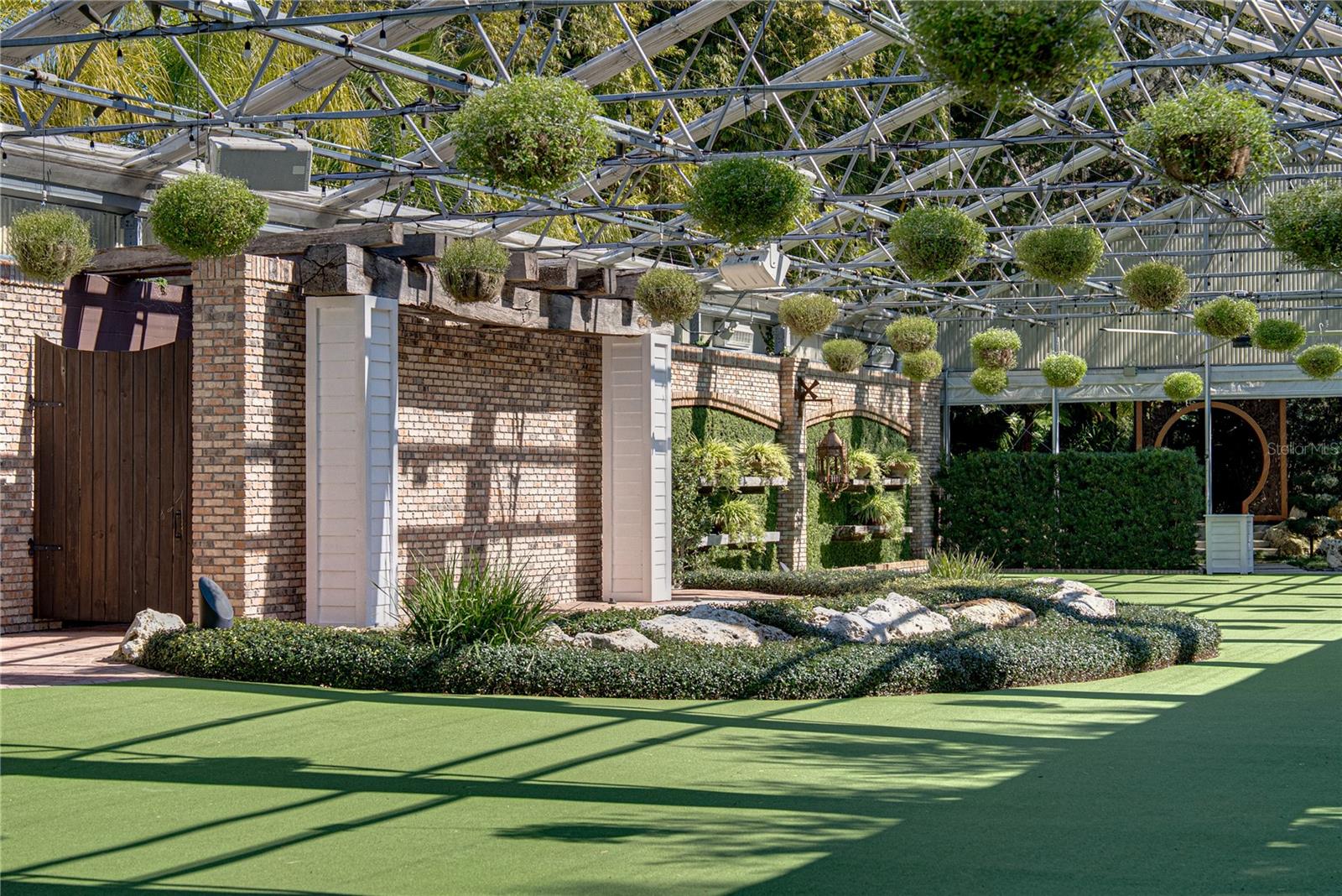 Listing photo id 77 for 3505 Gallagher Road