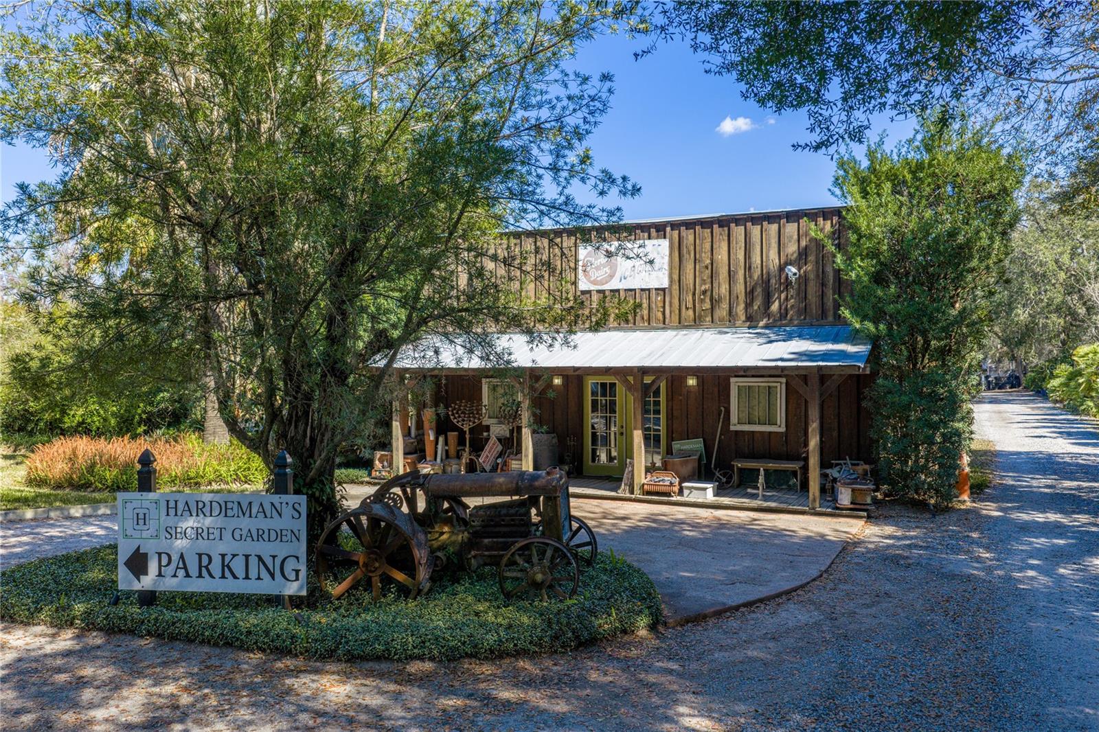 Listing photo id 96 for 3505 Gallagher Road