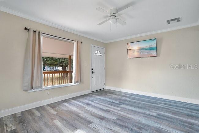 Image 5 of 32 For 1809 Pear Avenue