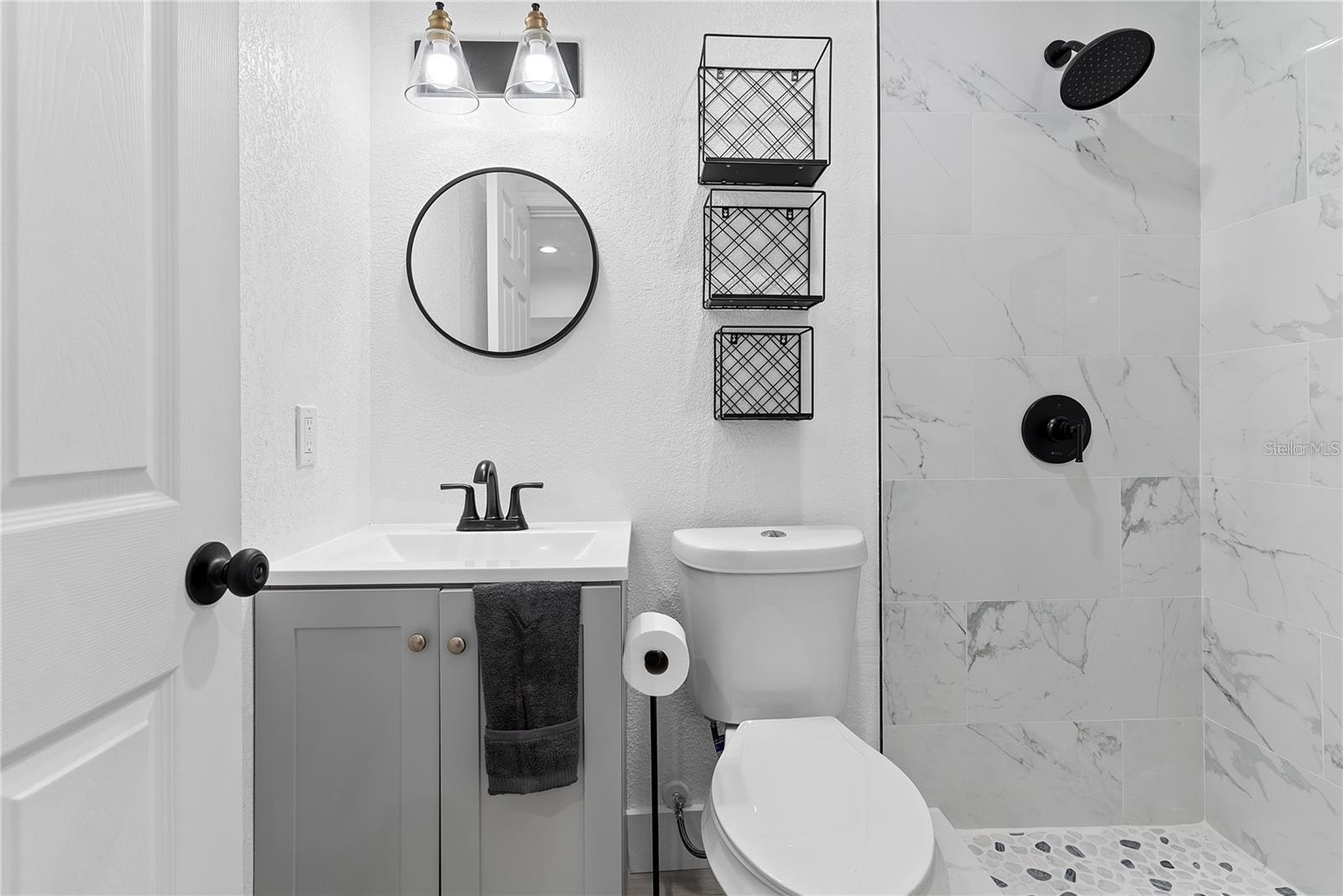 Image 27 of 54 For 412 Harwood Street