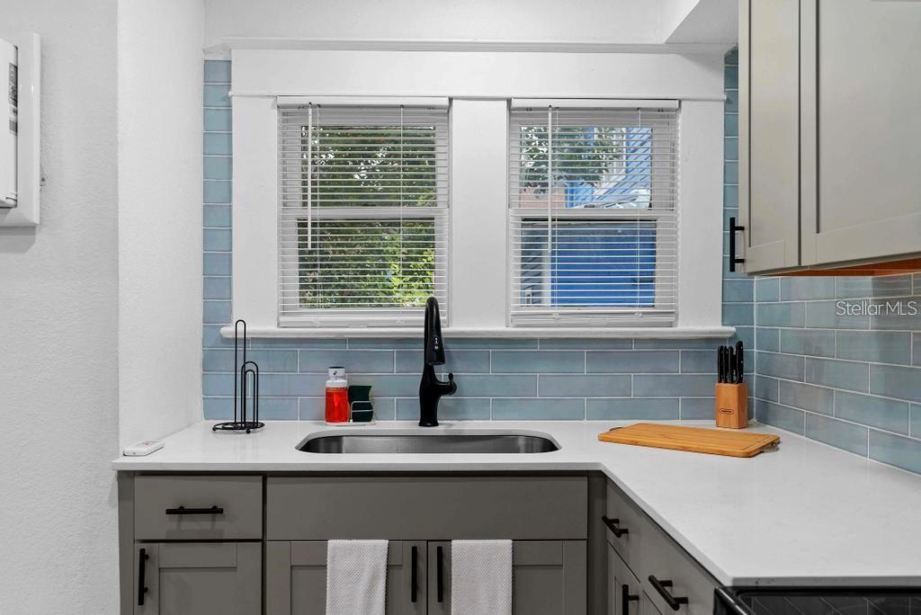 Image 49 of 54 For 412 Harwood Street