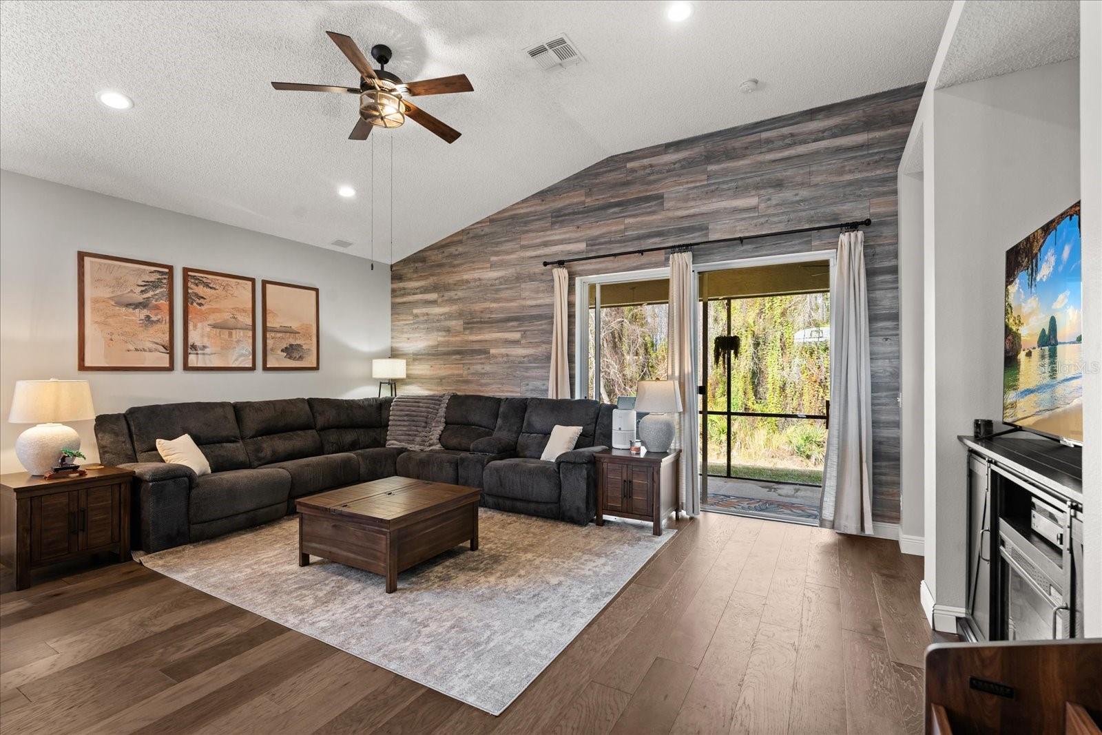 Image 5 of 29 For 2554 Cypress Trace Circle