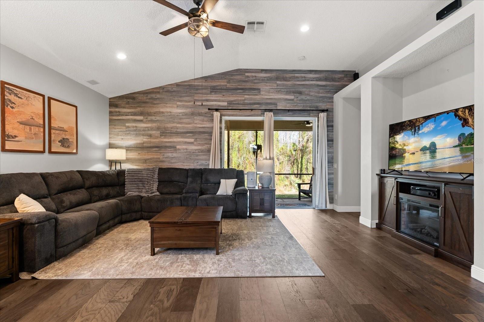 Image 7 of 29 For 2554 Cypress Trace Circle