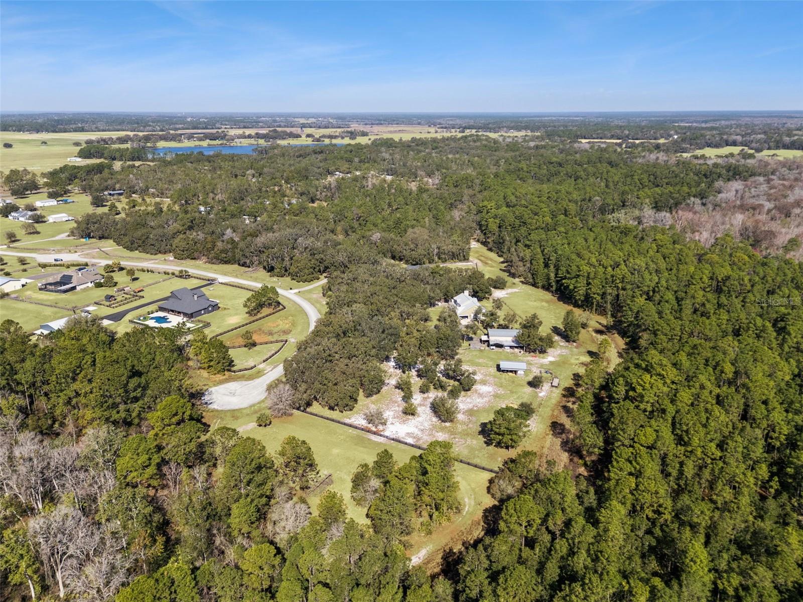 Image 4 of 9 For 22271 Deer Park Avenue