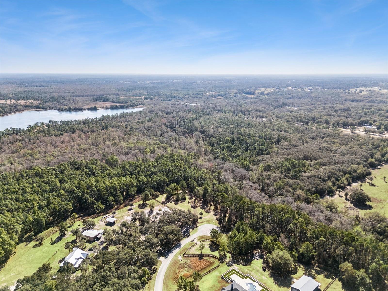 Image 7 of 9 For 22271 Deer Park Avenue