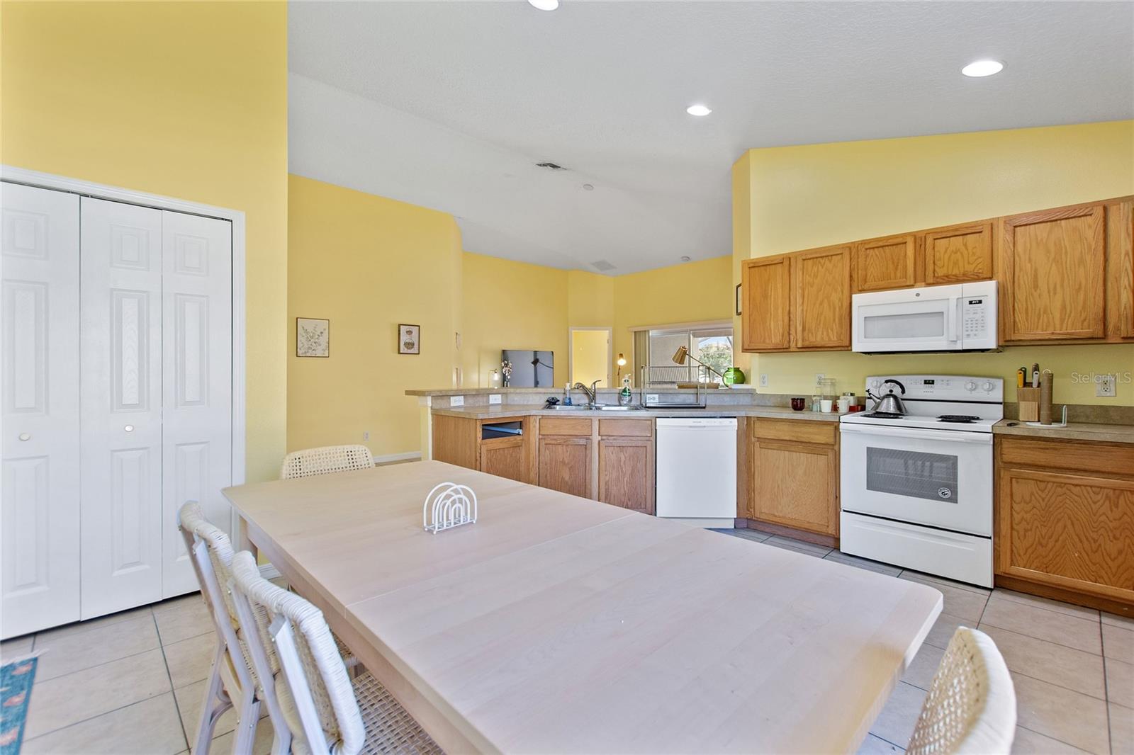 Image 17 of 43 For 2705 Prestwick Lane