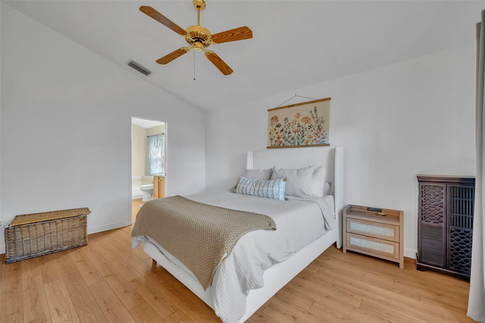 Image 23 of 44 For 2432 Deermeadow Drive