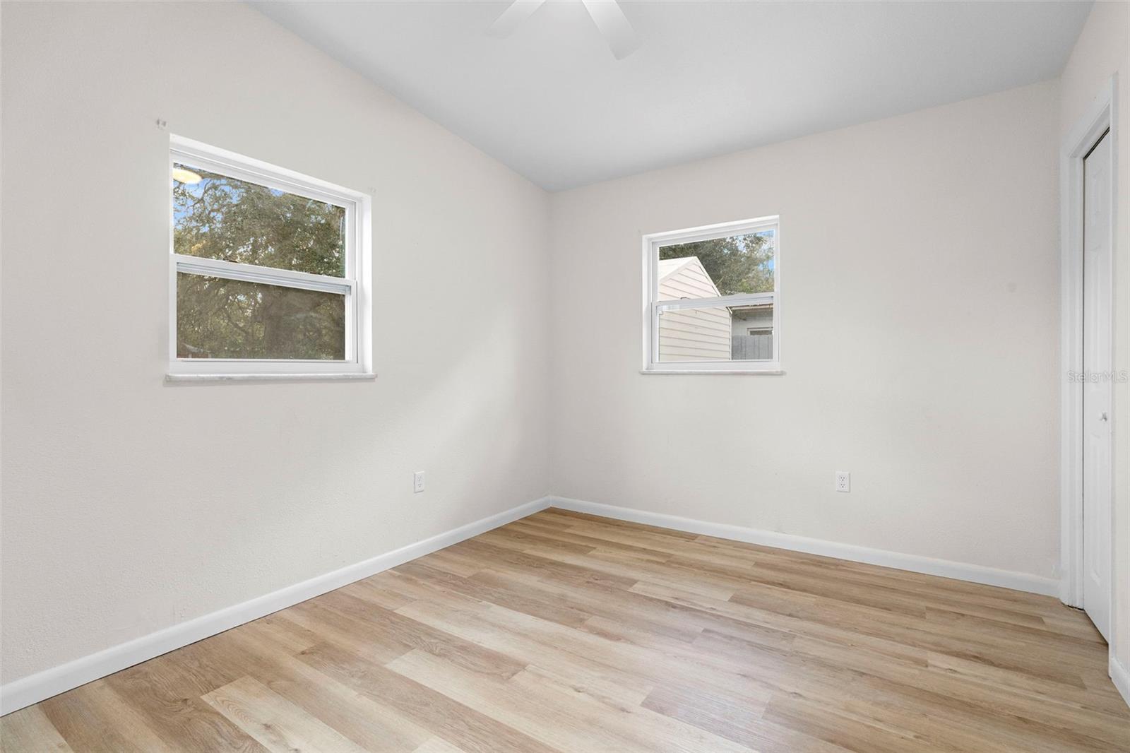 Image 13 of 47 For 3202 Kathleen Drive