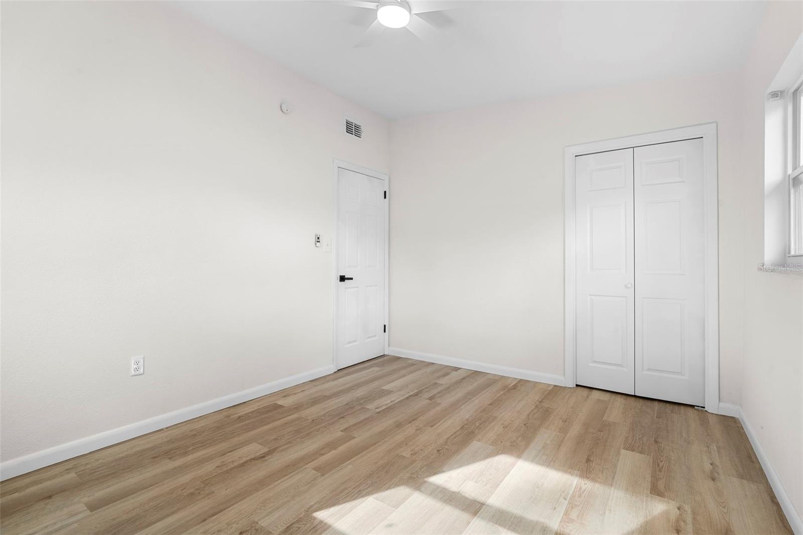 Image 26 of 47 For 3202 Kathleen Drive