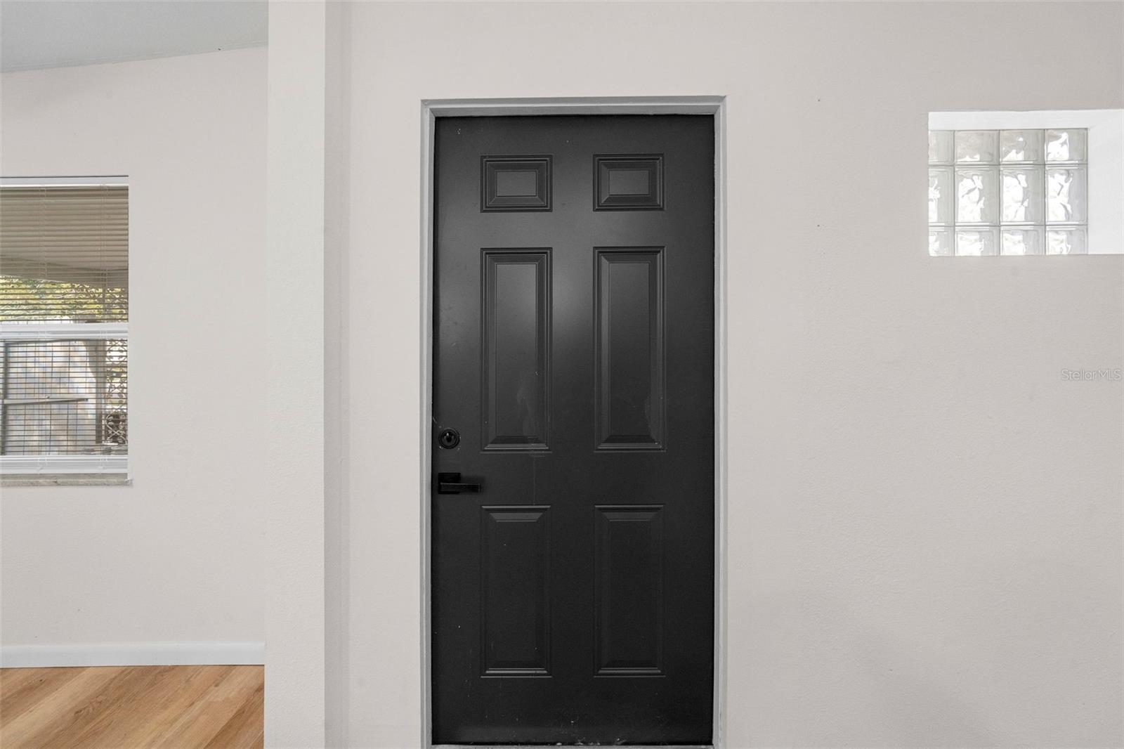 Image 33 of 47 For 3202 Kathleen Drive