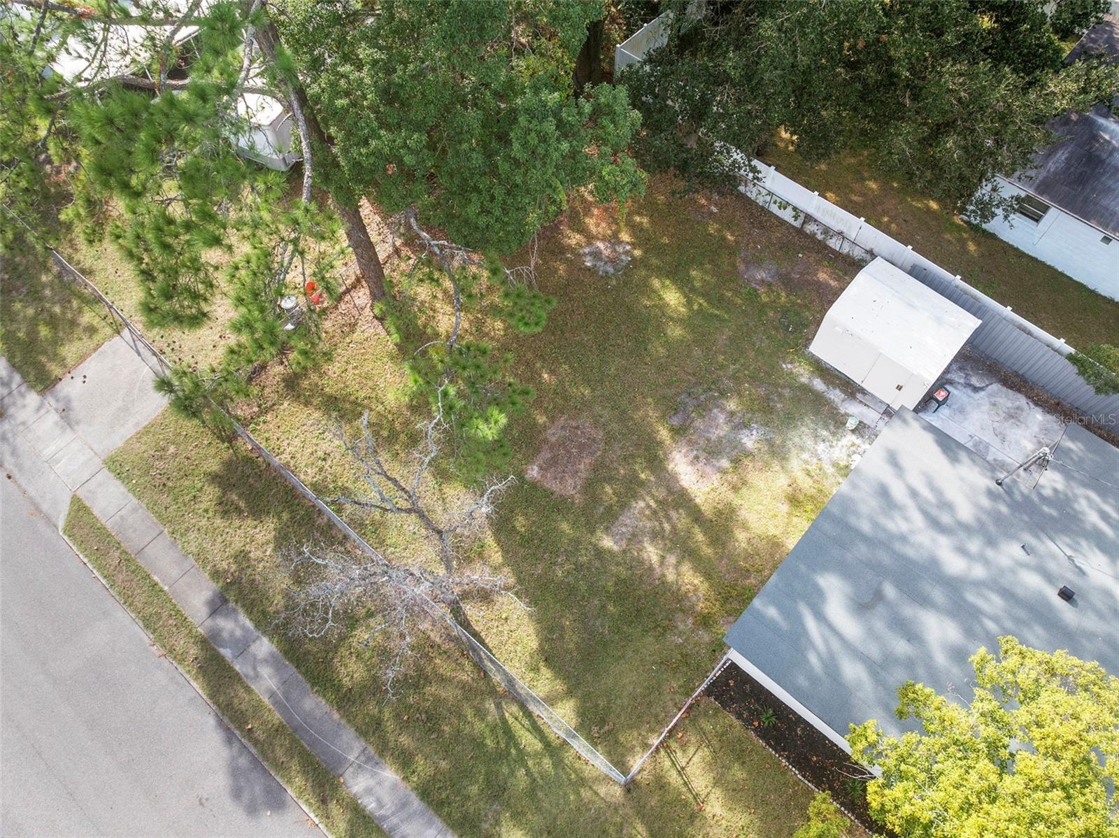 Image 43 of 47 For 3202 Kathleen Drive