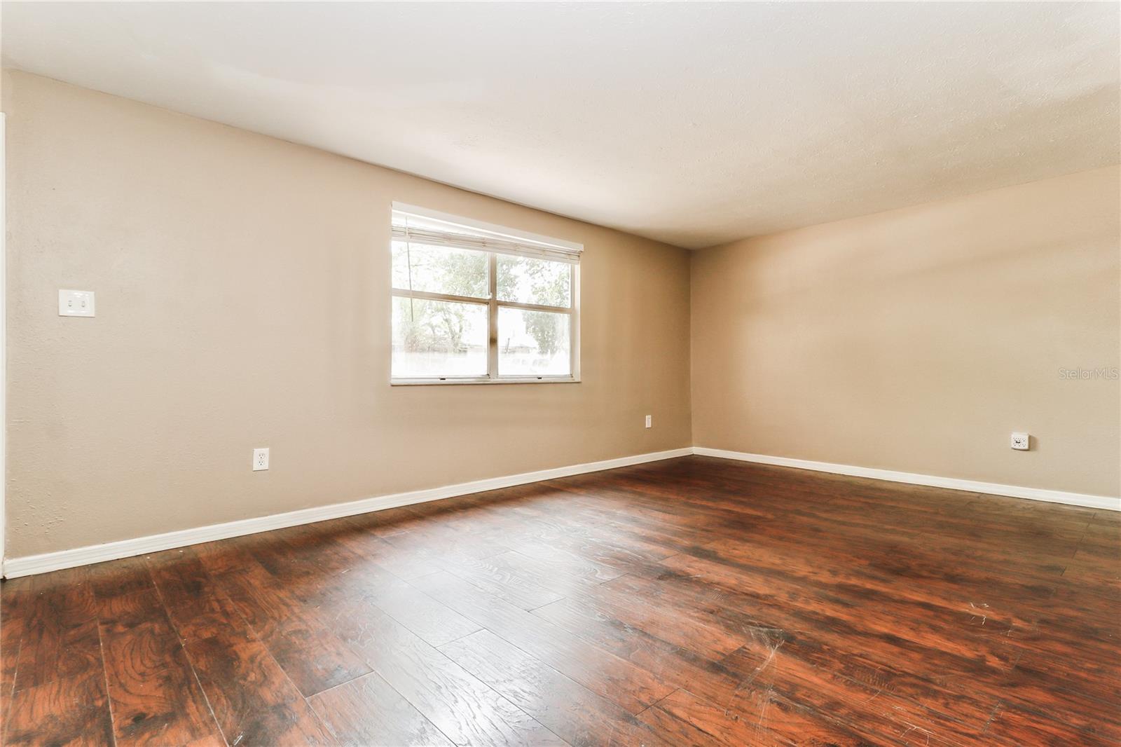 Image 4 of 16 For 6425 Pueblo Avenue