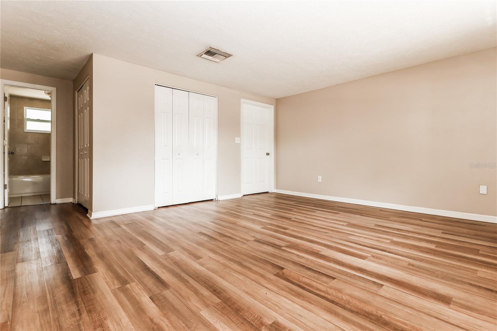 Image 8 of 16 For 6425 Pueblo Avenue