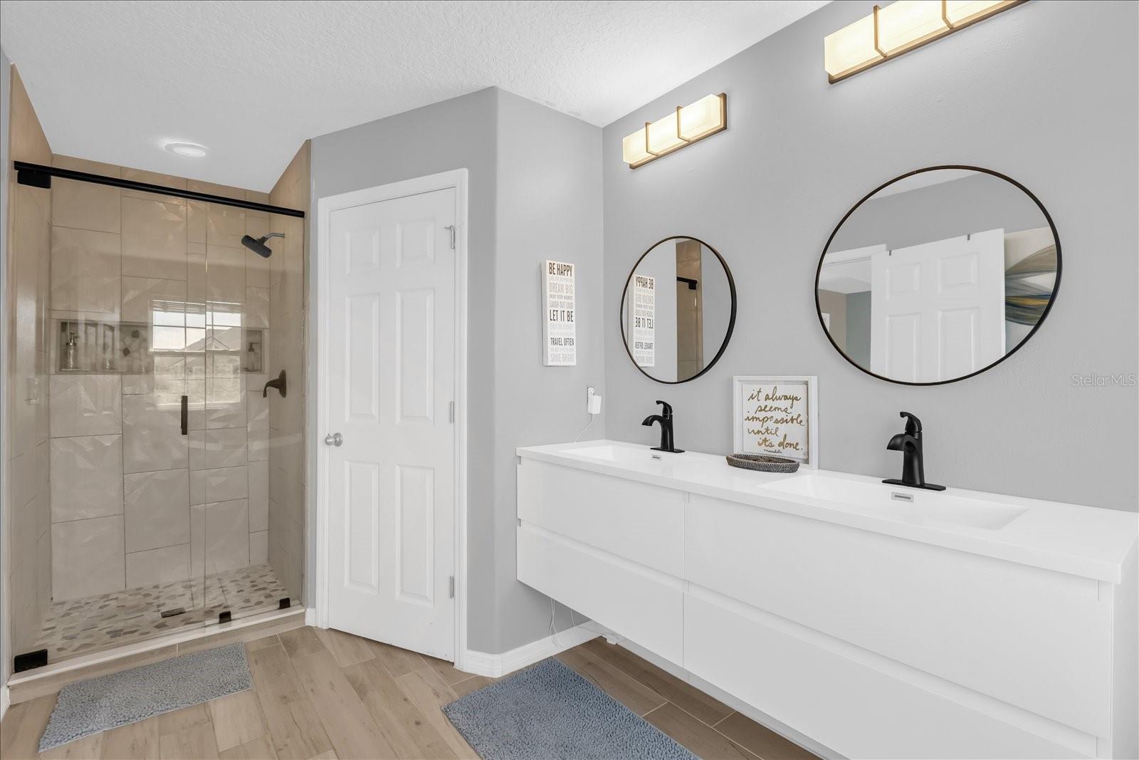 Image 18 of 32 For 1173 Orange Avenue