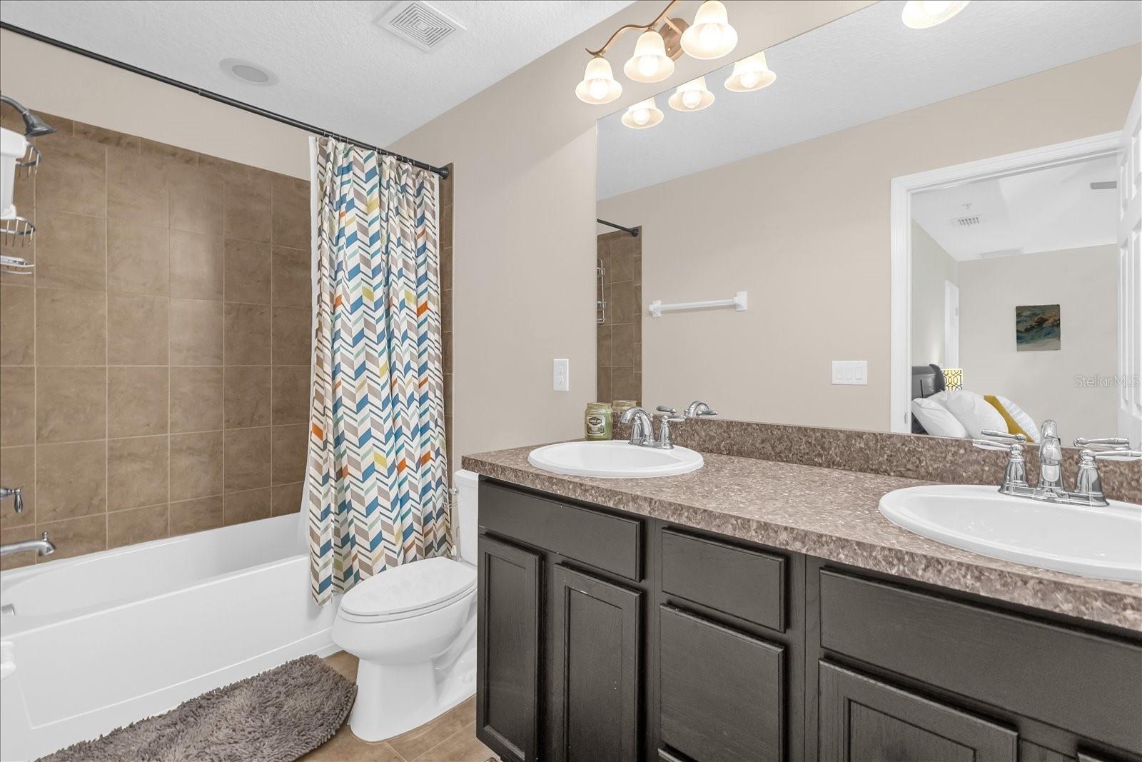 Image 24 of 32 For 1173 Orange Avenue