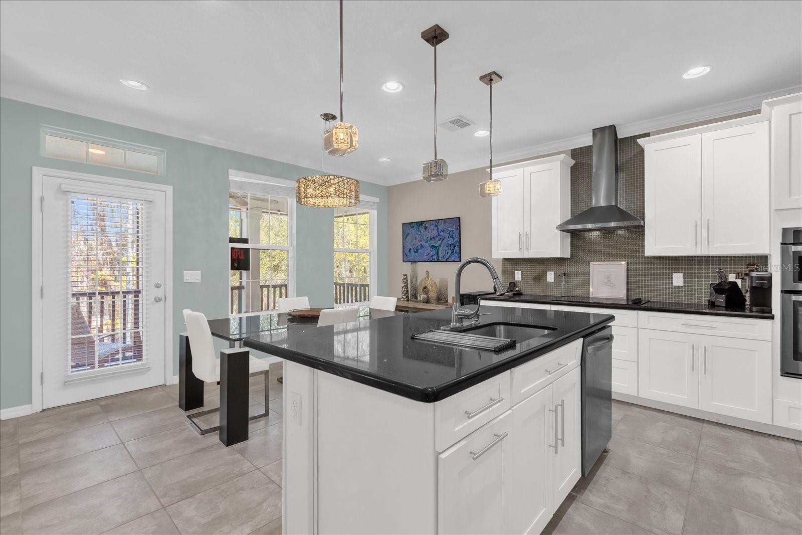 Image 7 of 32 For 1173 Orange Avenue