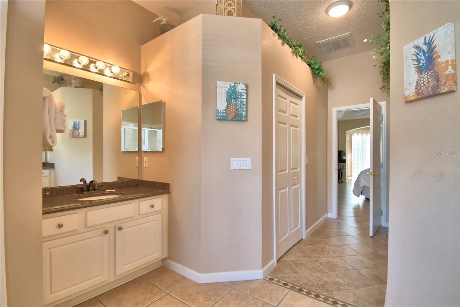 Listing photo id 28 for 609 Hampton Drive