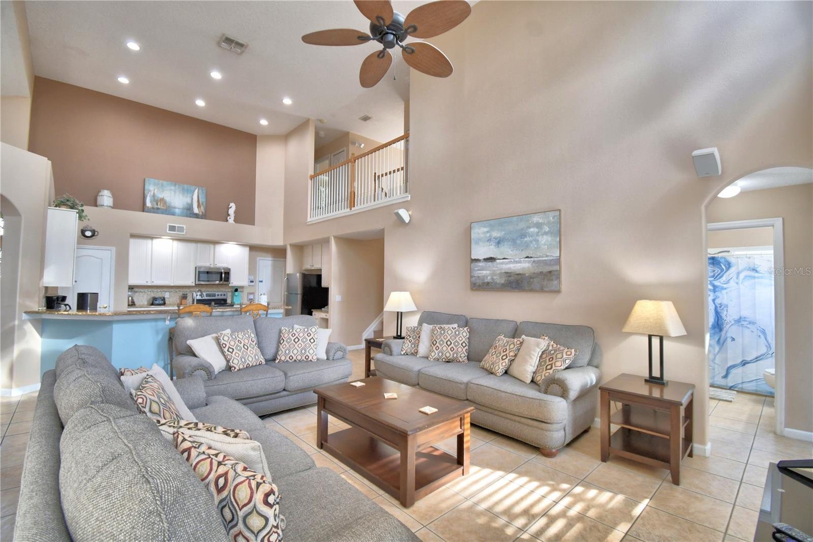 Listing photo id 45 for 609 Hampton Drive