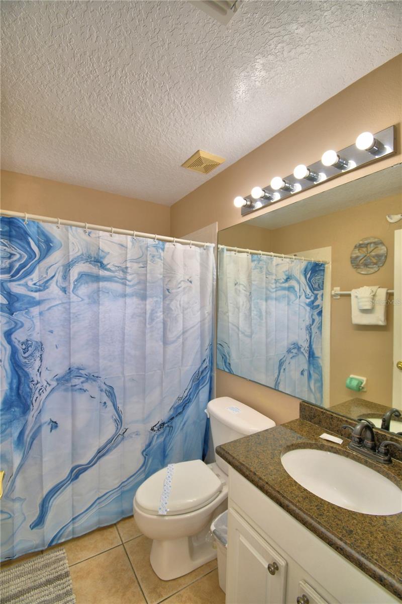 Listing photo id 47 for 609 Hampton Drive