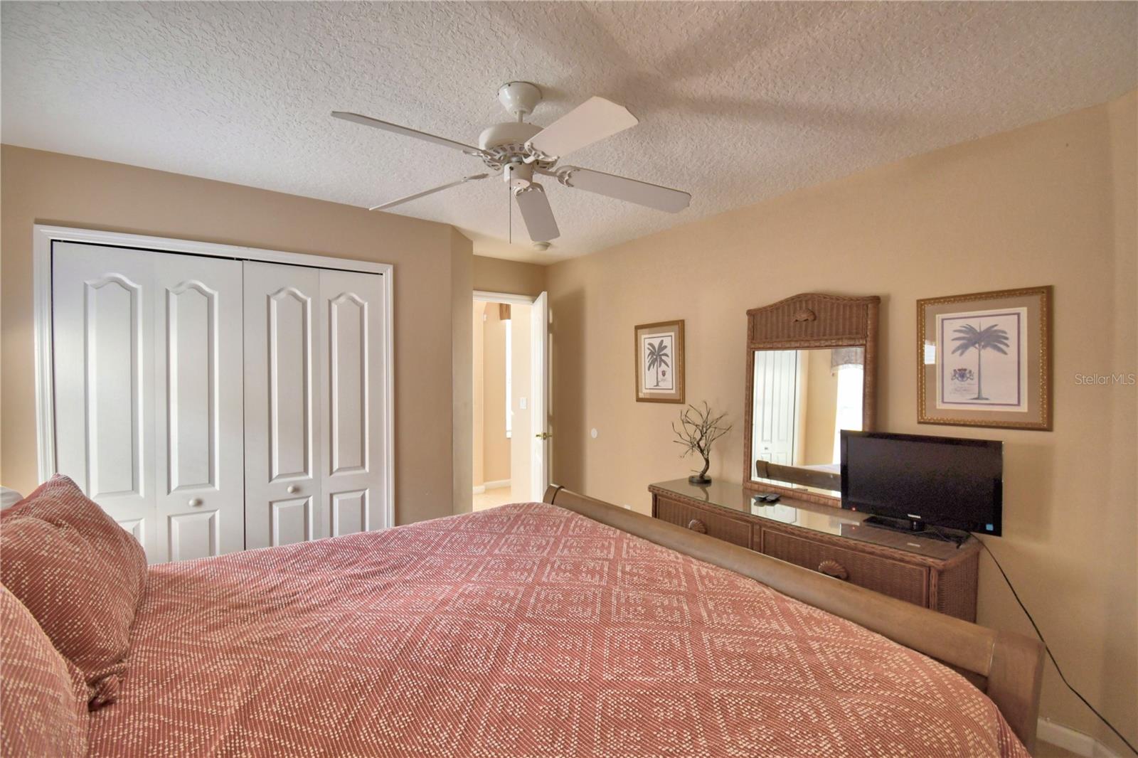 Listing photo id 51 for 609 Hampton Drive