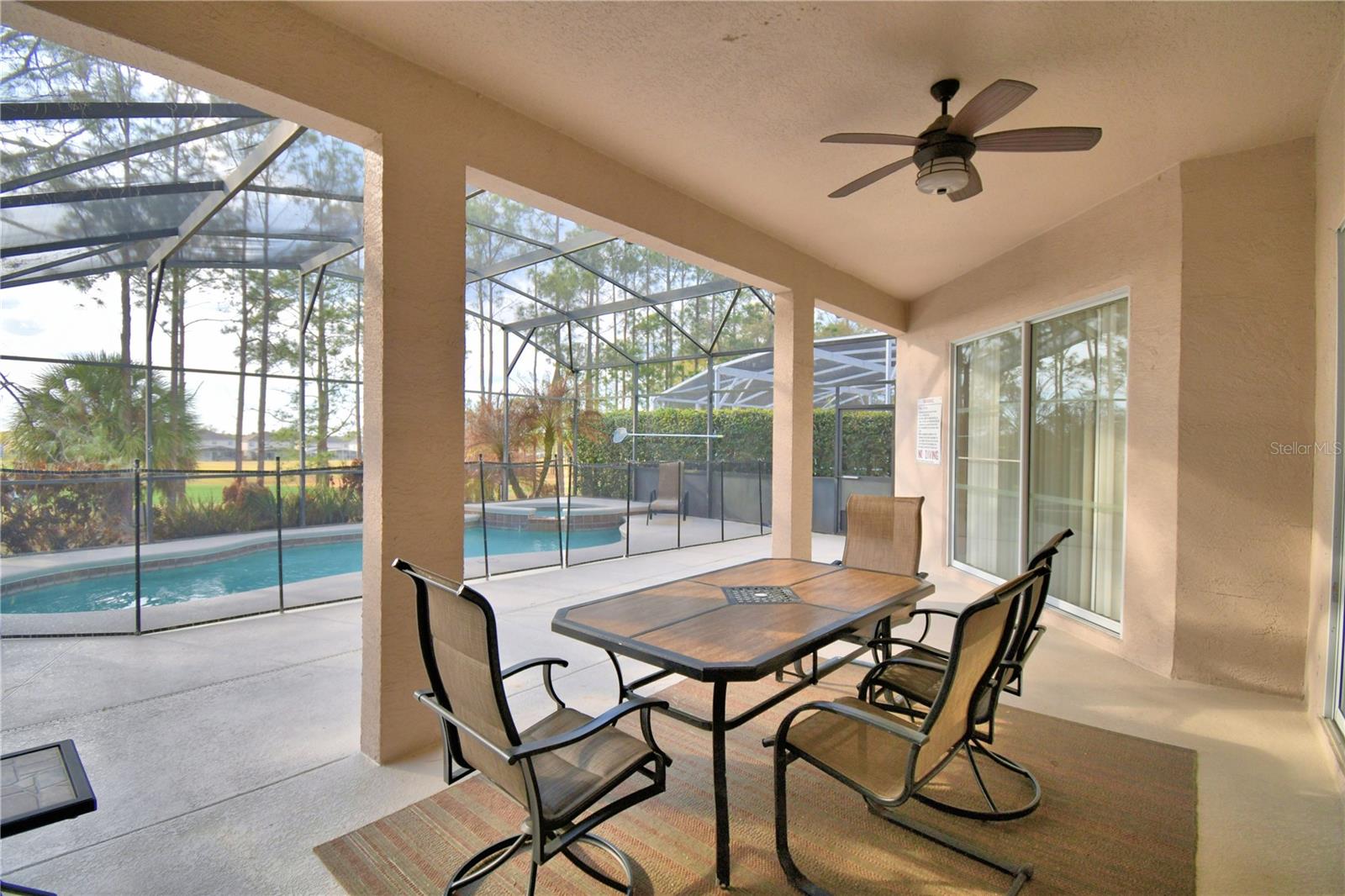 Listing photo id 54 for 609 Hampton Drive