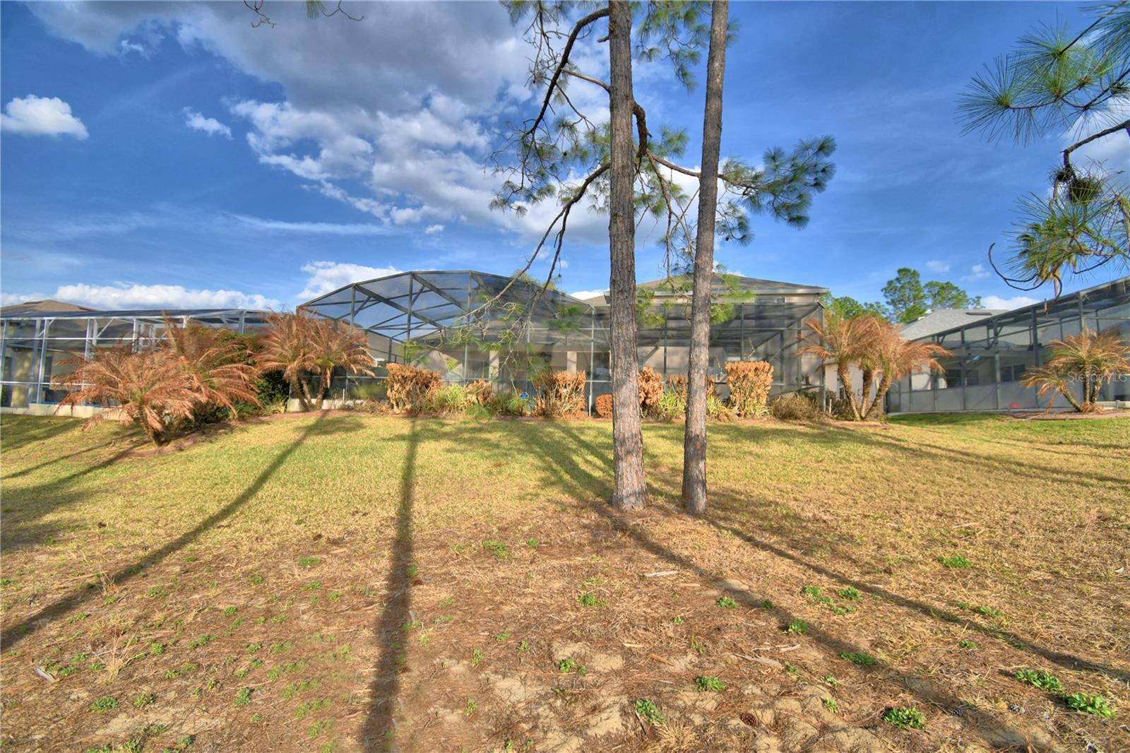 Listing photo id 61 for 609 Hampton Drive